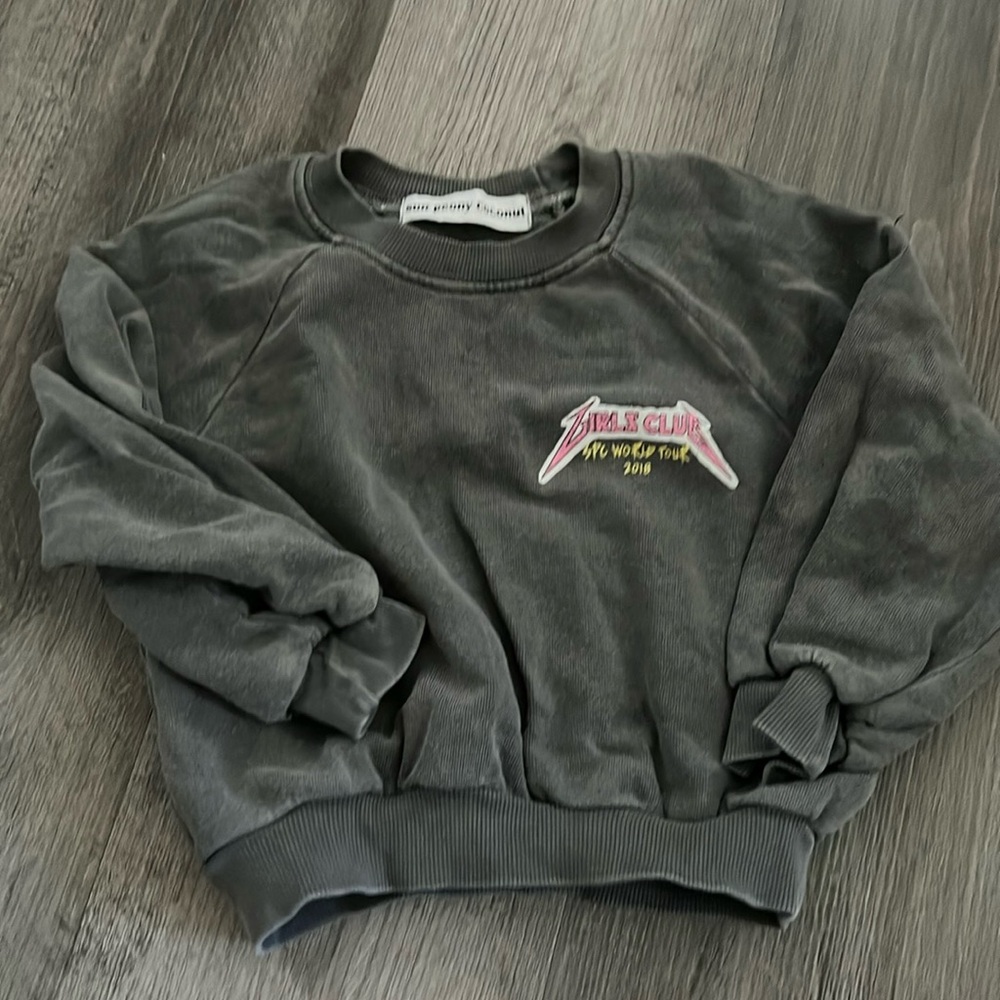 Light gray sun peony coconut crew neck